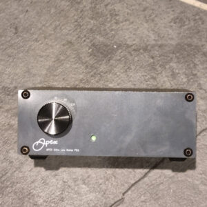 Ultralow Noise Linear PSU Switchable Voltage 2.5A